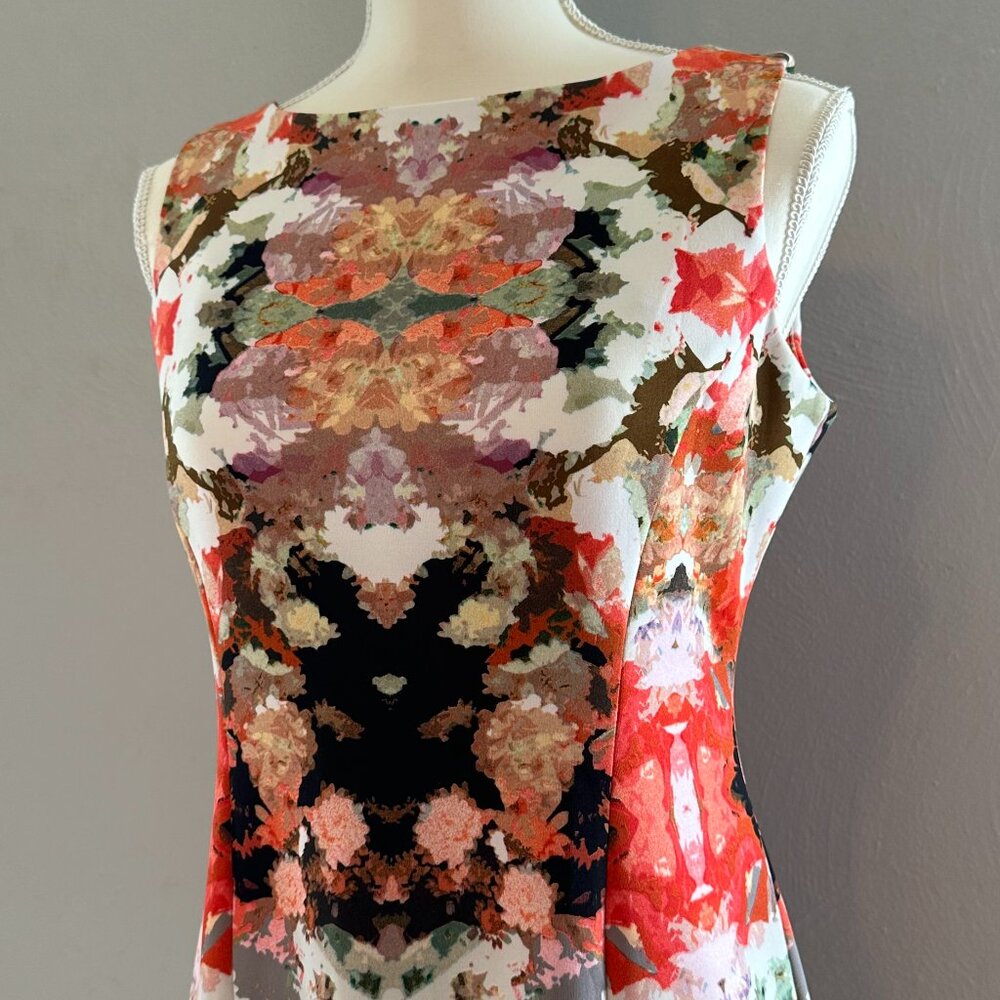 Maggy London Women's Bold Floral Sleeveless Dress Size 8 - Picture 5 of 16